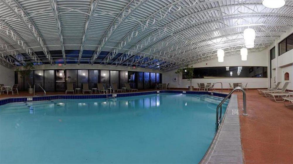 Ramada Inn Lafayette Conference Center Zewnętrze zdjęcie