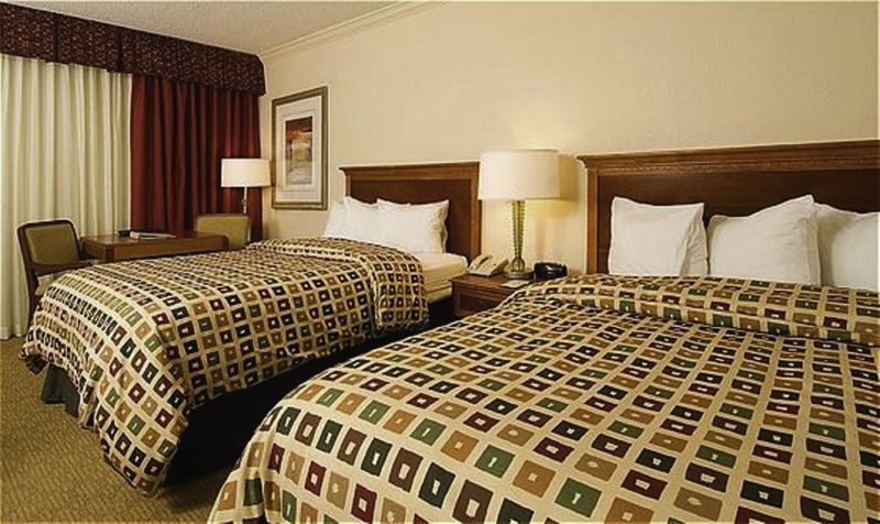 Ramada Inn Lafayette Conference Center Pokój zdjęcie