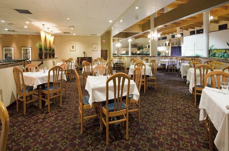 Ramada Inn Lafayette Conference Center Restauracja zdjęcie